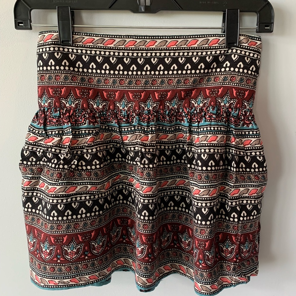 Hollister patterned mini skirt